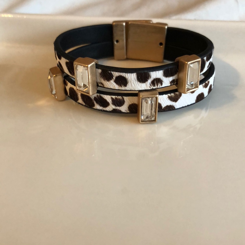 Animal print bracelet with crystal